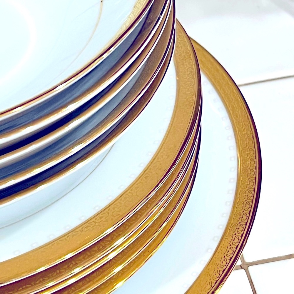 15 PC Noritake Metropolitan GOLD 4337  Set Dinnerware Sirilanka GOLD White - Picture 8 of 15